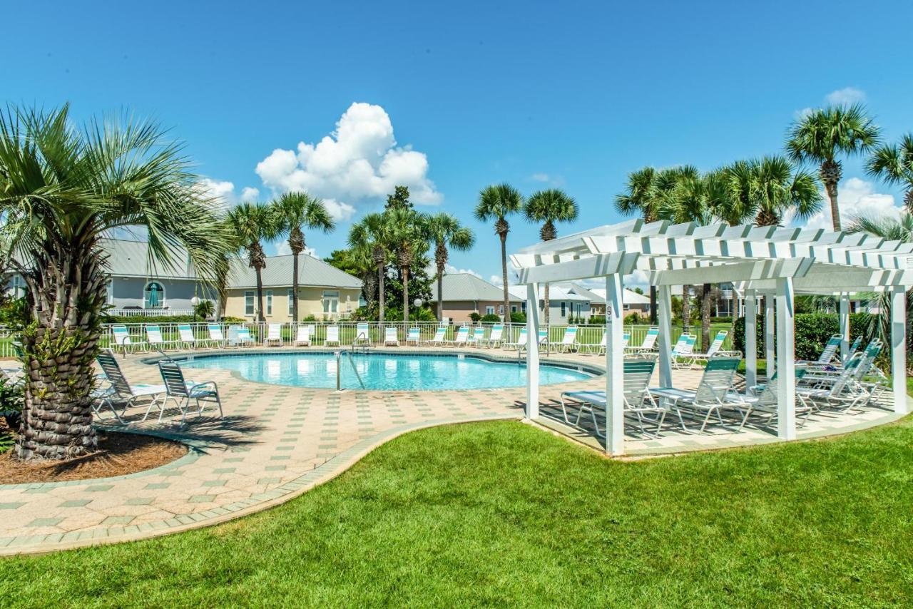 Sun Kiss'D By The Captain Destin Exterior photo